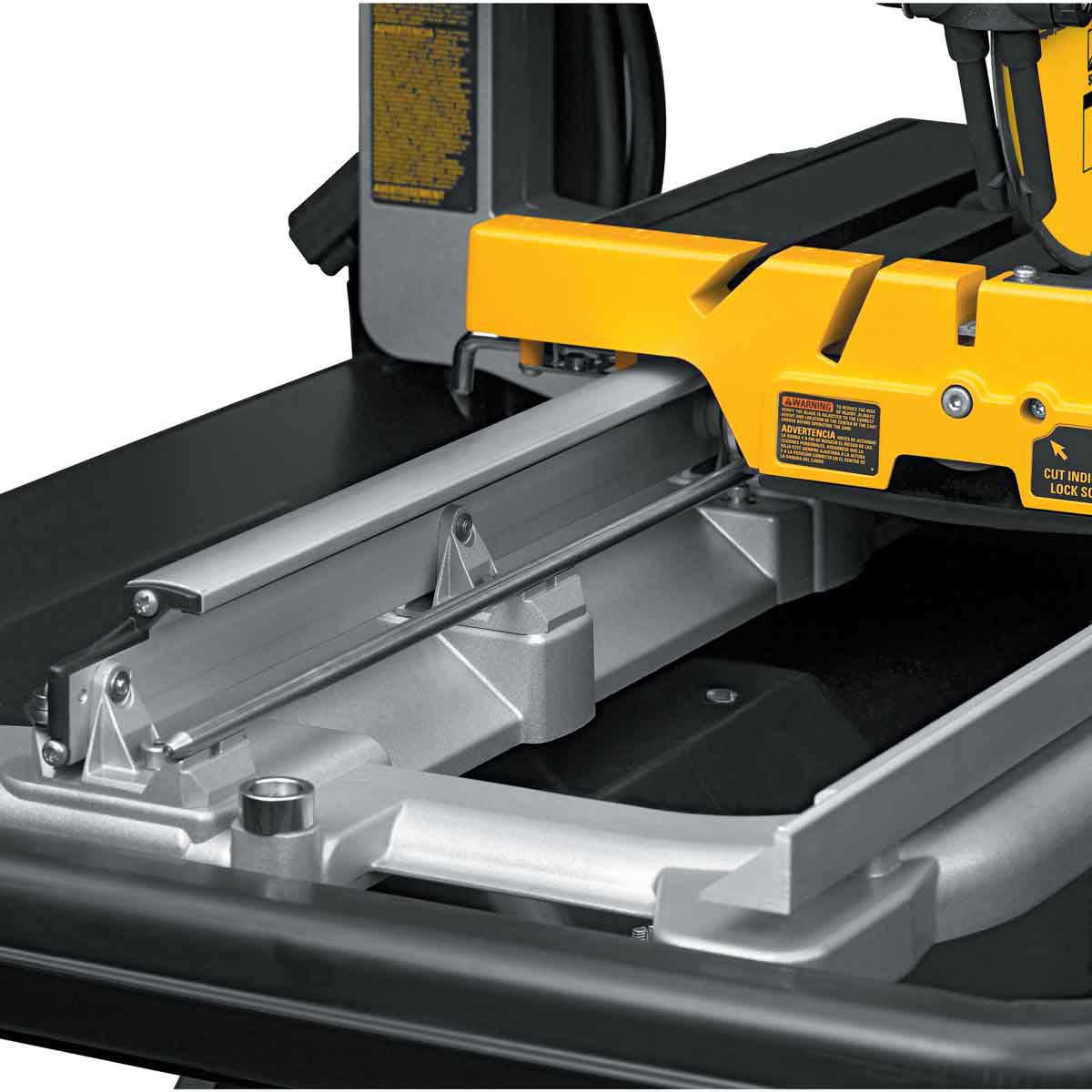 Dewalt D24000S Wet Tile Saw Package