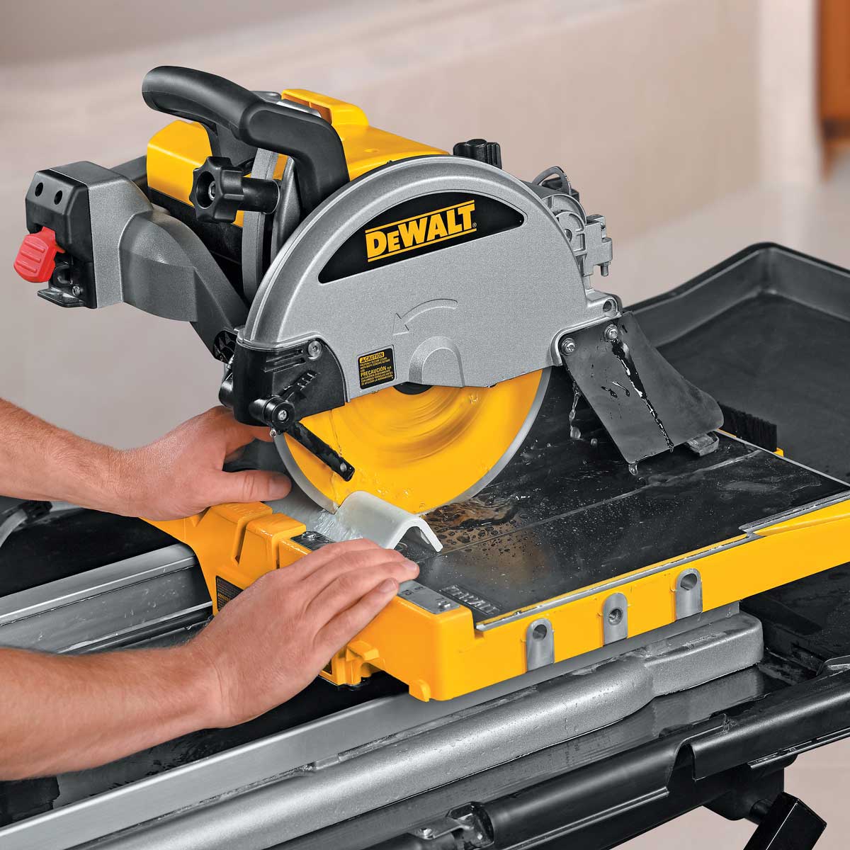 Dewalt D24000S Wet Tile Saw Package