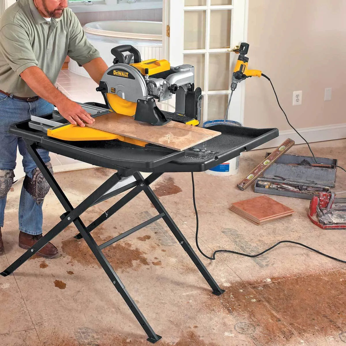 Dewalt d24000s wet tile saw with stand deals