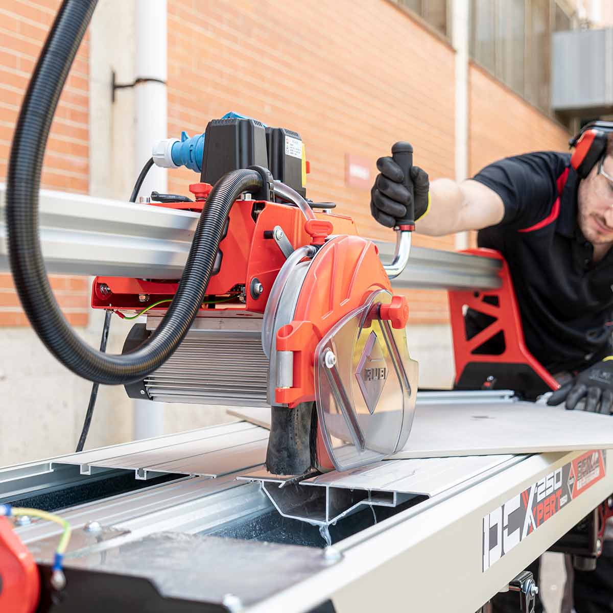 Rubi Tools DCX-250 Xpert Wet Saw – Gulf Coast Flooring Distributor LLC