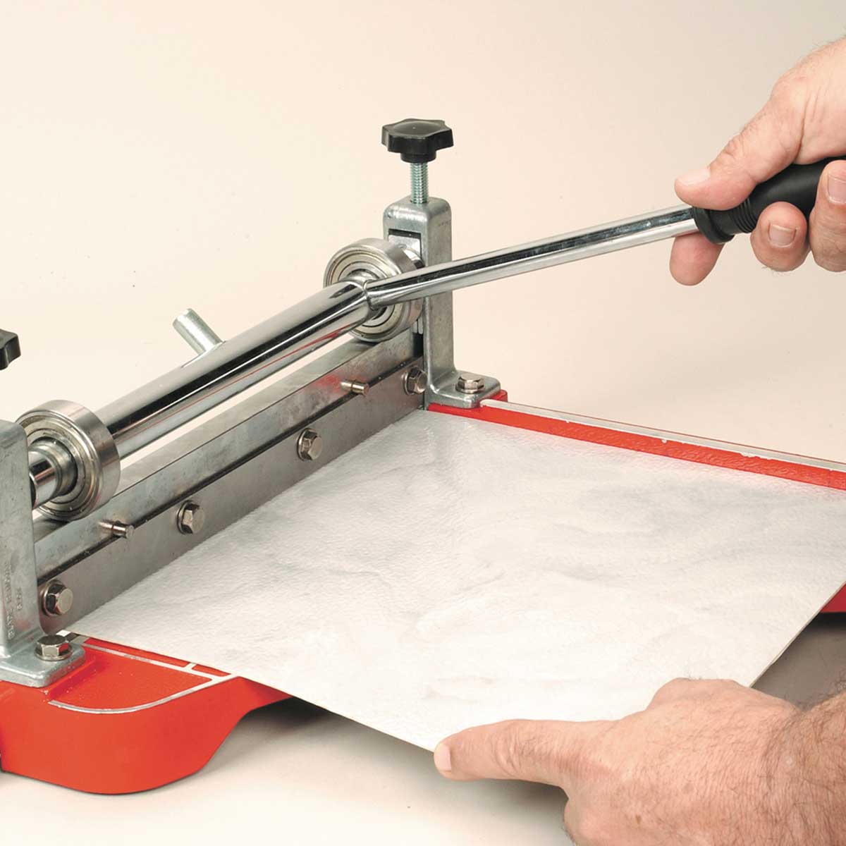 Sticky tile deals cutter